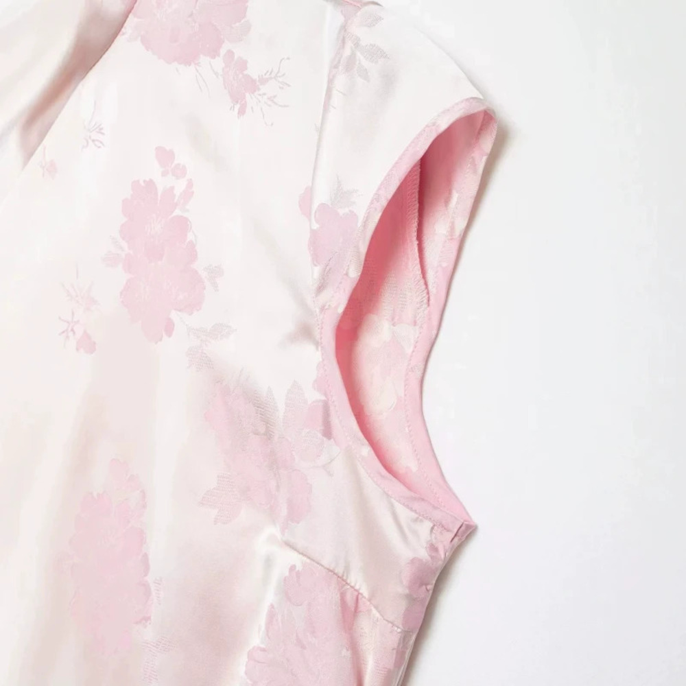 ZARA Chic Versatile Floral Satin Button Top